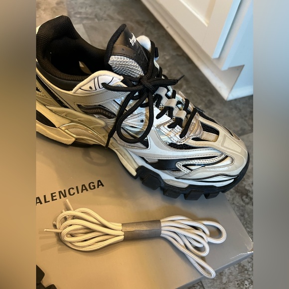 Balenciaga Track 2 - Picture 3 of 9